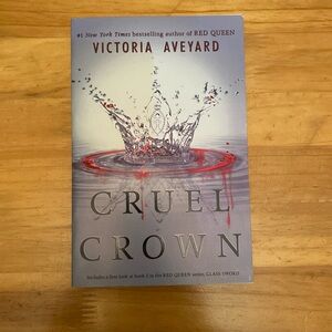 Cruel Crown by Victoria Aveyard Paperback Book